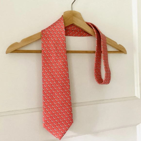 Vineyard Vines Custom Collection Men’s Tie Pink Umbrellas 100% Silk Made in USA - Picture 1 of 7